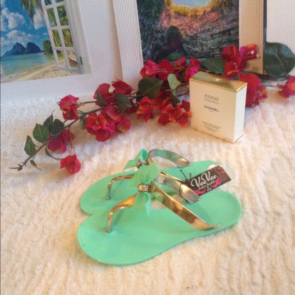 NWT  Sandals w/ Crystal Bows